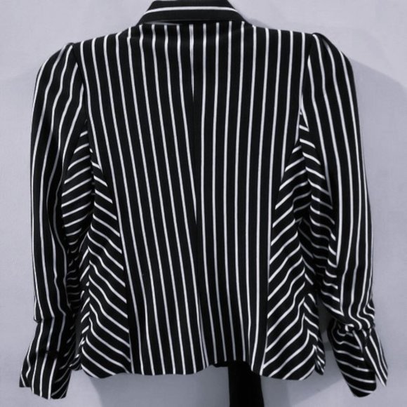 Chandi & Lia Black/White Striped Blazer Size S NWT - Picture 3 of 7
